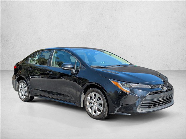 Used 2024 Toyota Corolla LE FWD image 3
