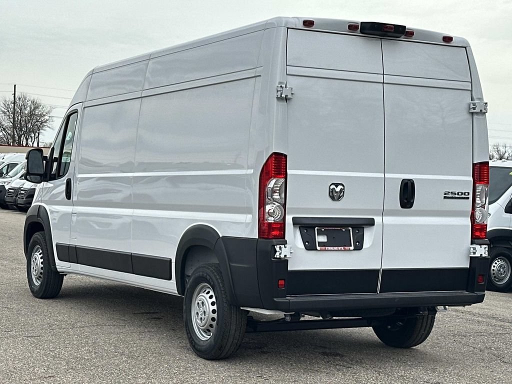 New 2026 RAM ProMaster 2500 w/ Convenience Group FWD image 4