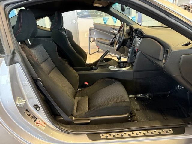 Used 2017 Subaru BRZ Premium RWD image 23
