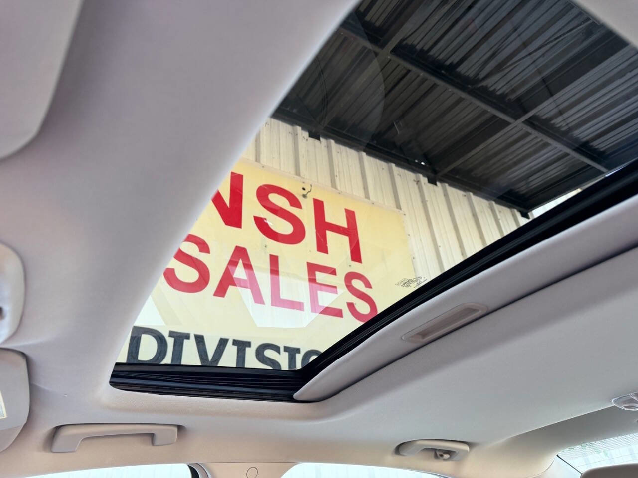 Used 2011 Ford Fusion SEL w/ 302A Rapid Spec Order Code image 21