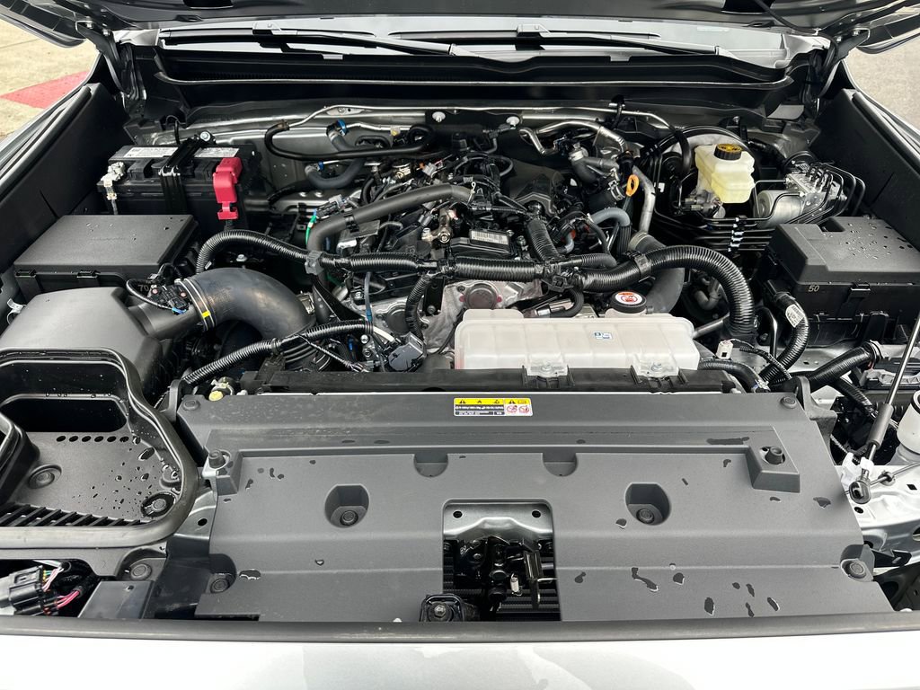 Certified 2026 Toyota Tacoma SR5 AWD/4WD image 28