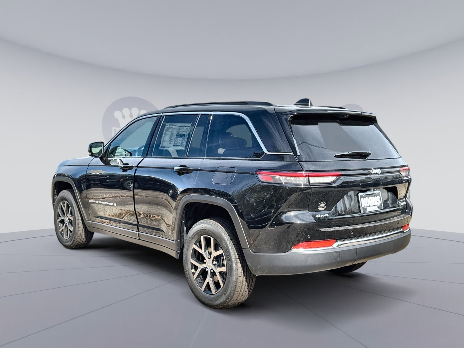 New 2025 Jeep Grand Cherokee Limited w/ Luxury Tech Group II image 4