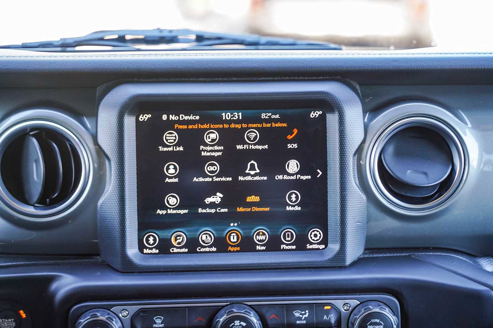 Used 2022 Jeep Wrangler Unlimited Sahara image 13