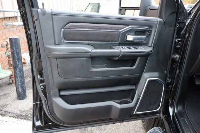 Used 2025 RAM 2500 Laramie image 10