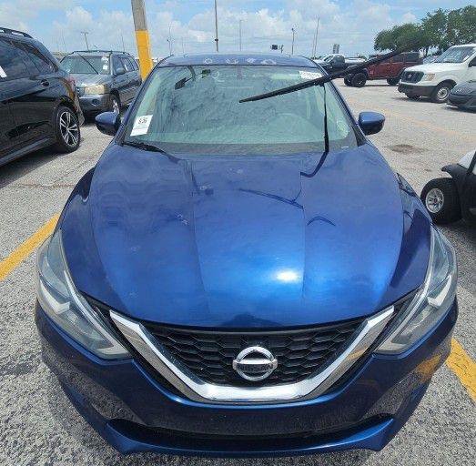 Used 2018 Nissan Sentra SV w/ Premium Package (P01) FWD image 1