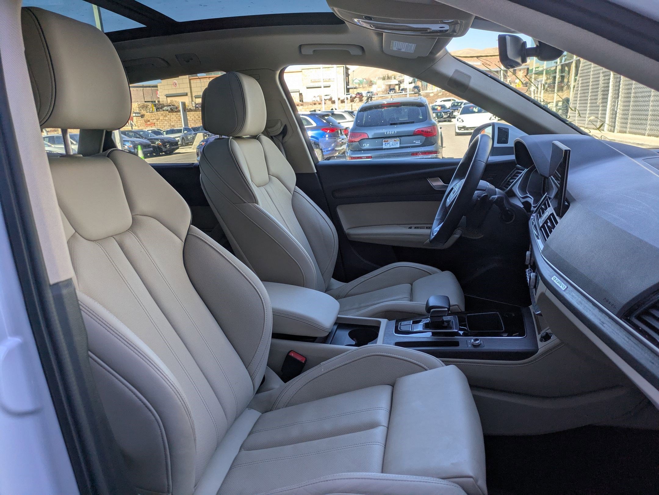 Used 2025 Audi Q5 2.0T Premium Plus w/ Premium Plus Package image 29