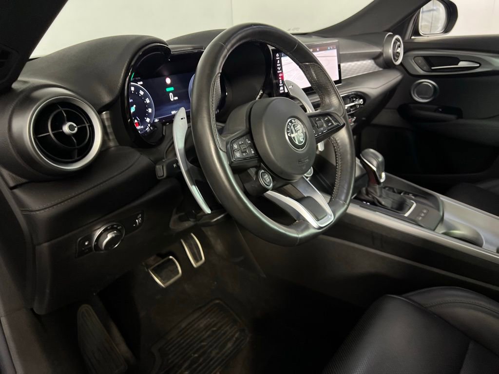 Used 2024 Alfa Romeo Tonale Veloce image 22
