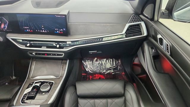 Used 2024 BMW X5 sDrive40i image 40