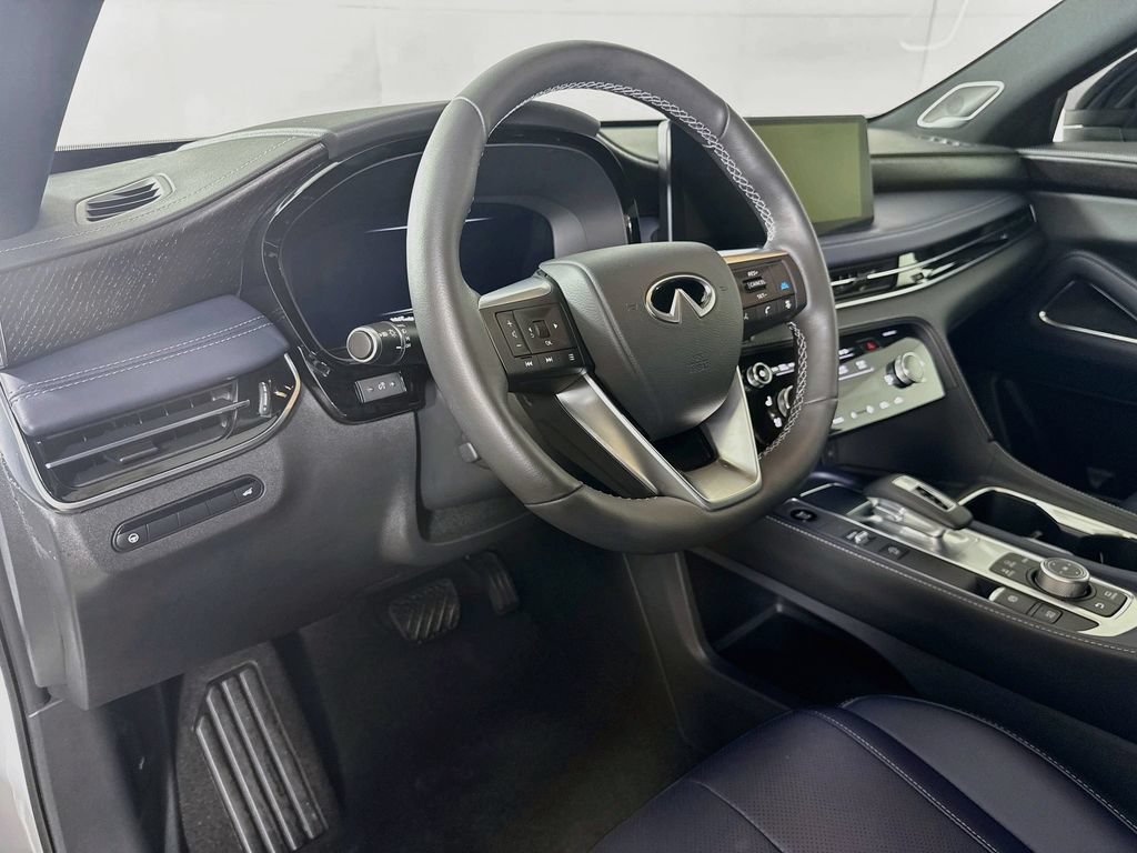 Certified 2026 INFINITI QX60 Sport w/ Dark Cargo Package AWD/4WD image 12
