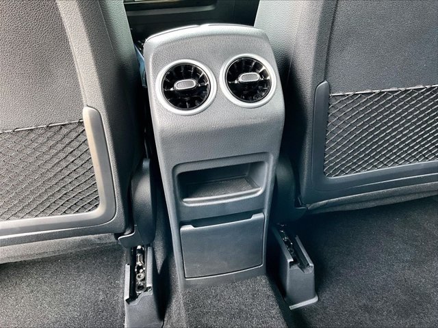 New 2026 Mercedes-Benz GLB 250 image 19