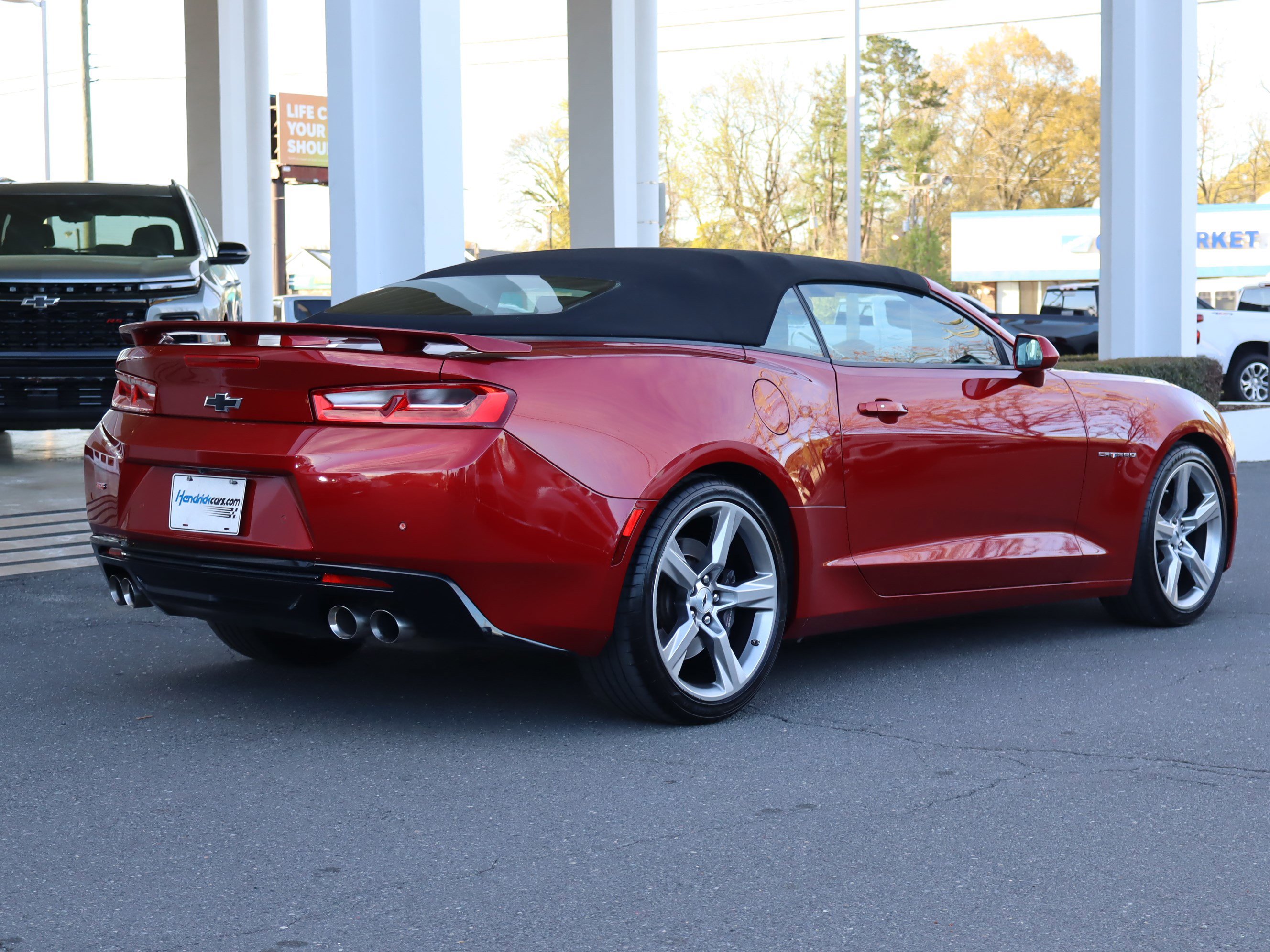Used 2018 Chevrolet Camaro SS image 10