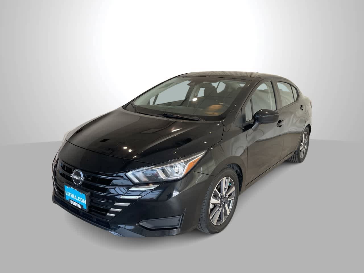 Used 2023 Nissan Versa SV video 1