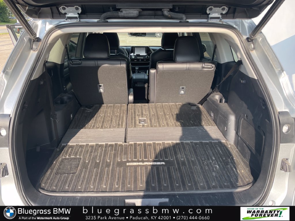 Used 2022 Toyota Highlander XLE AWD/4WD image 18