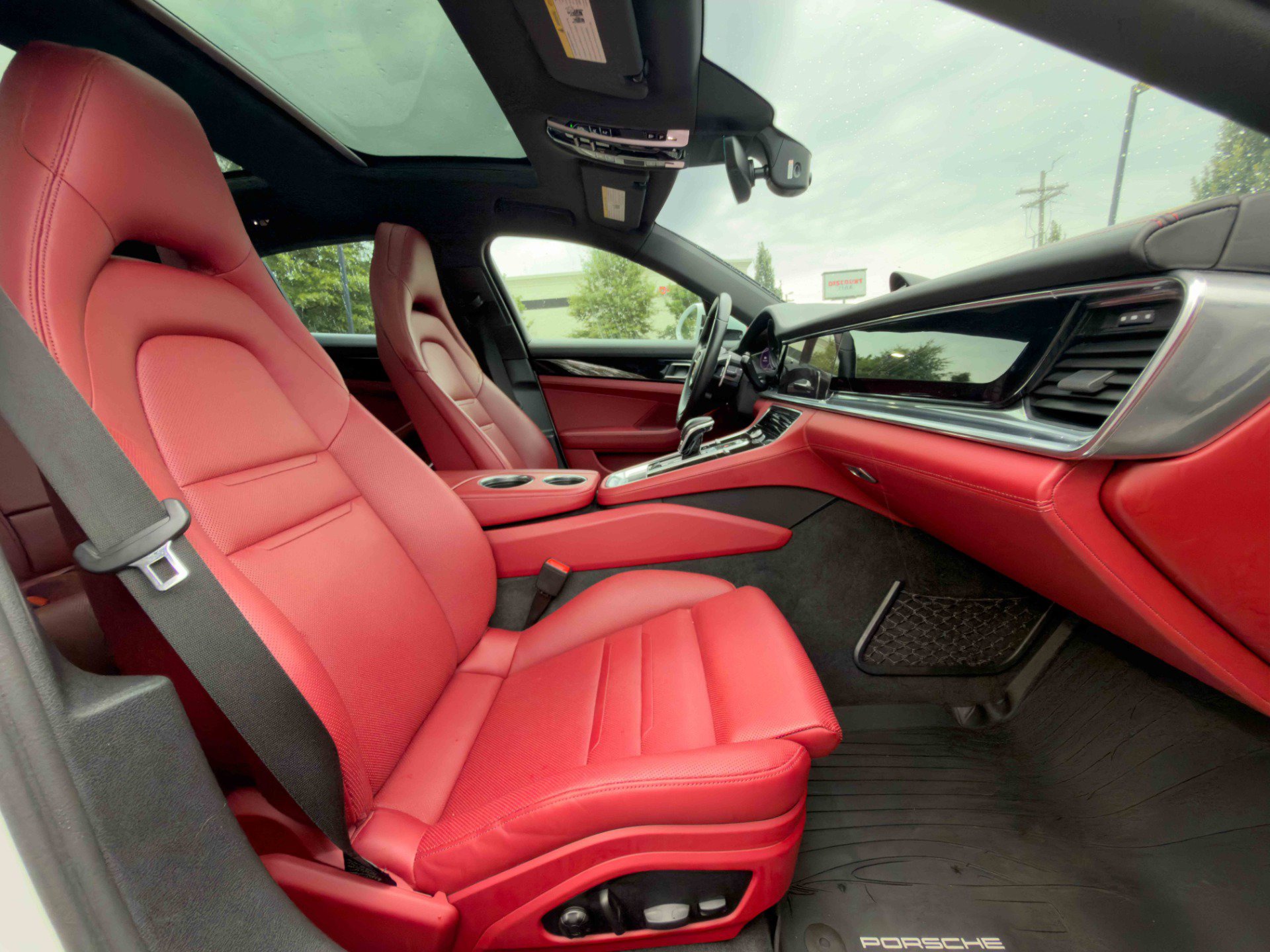 Used 2022 Porsche Panamera 4S AWD/4WD image 28