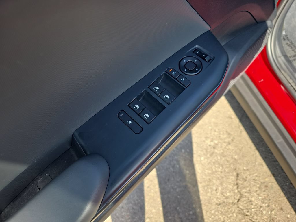 Used 2025 Kia K4 FWD image 11