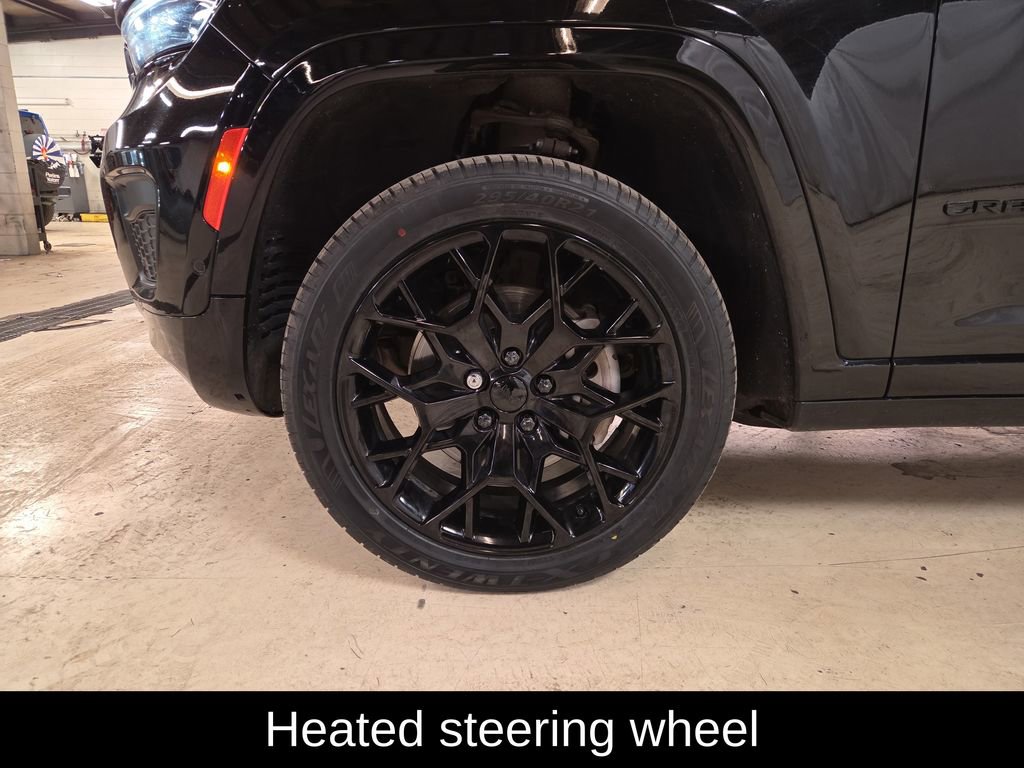 Used 2022 Jeep Grand Cherokee L Overland w/ Luxury Tech Group IV image 26