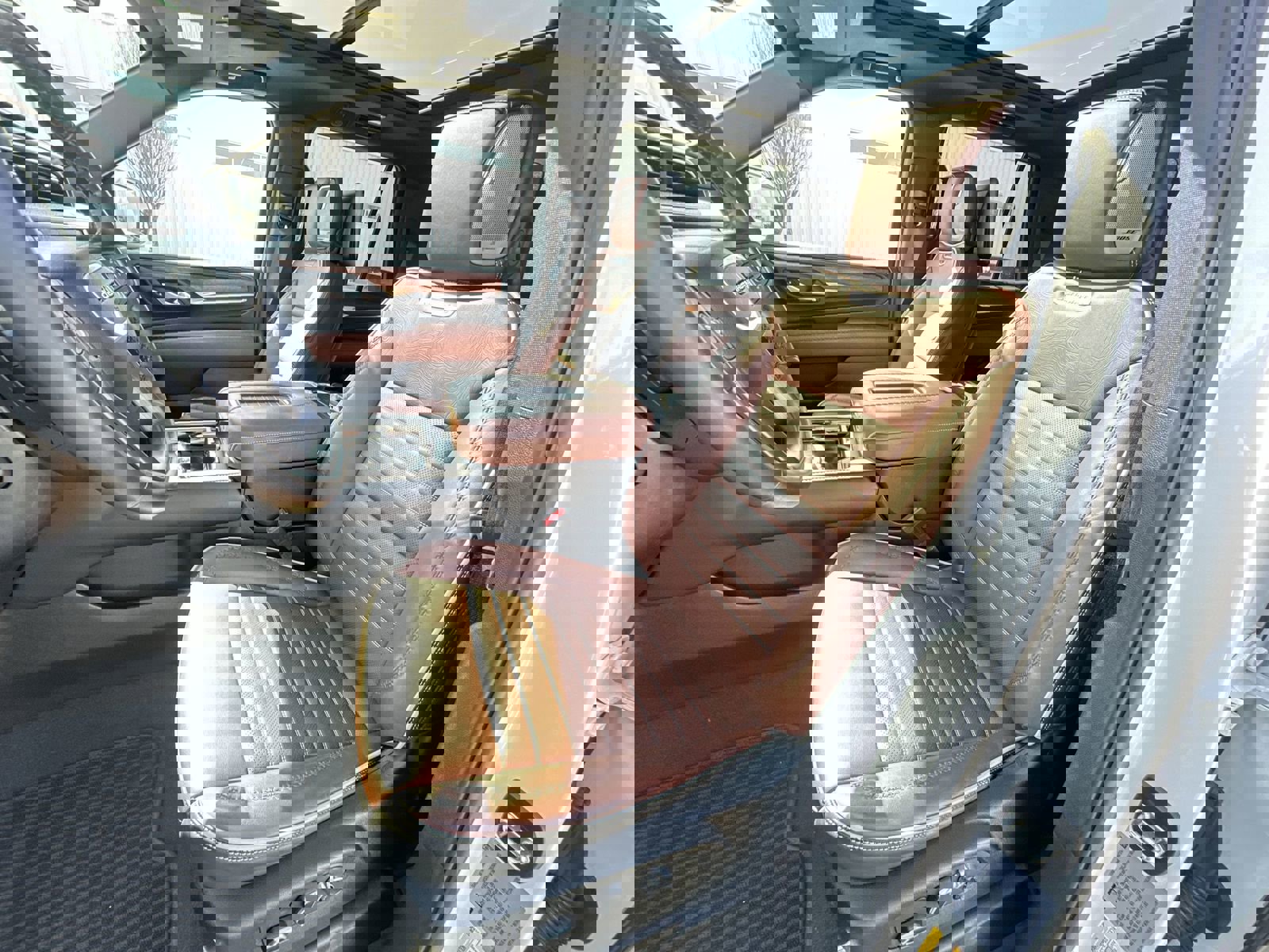 Used 2024 GMC Yukon Denali Ultimate image 20