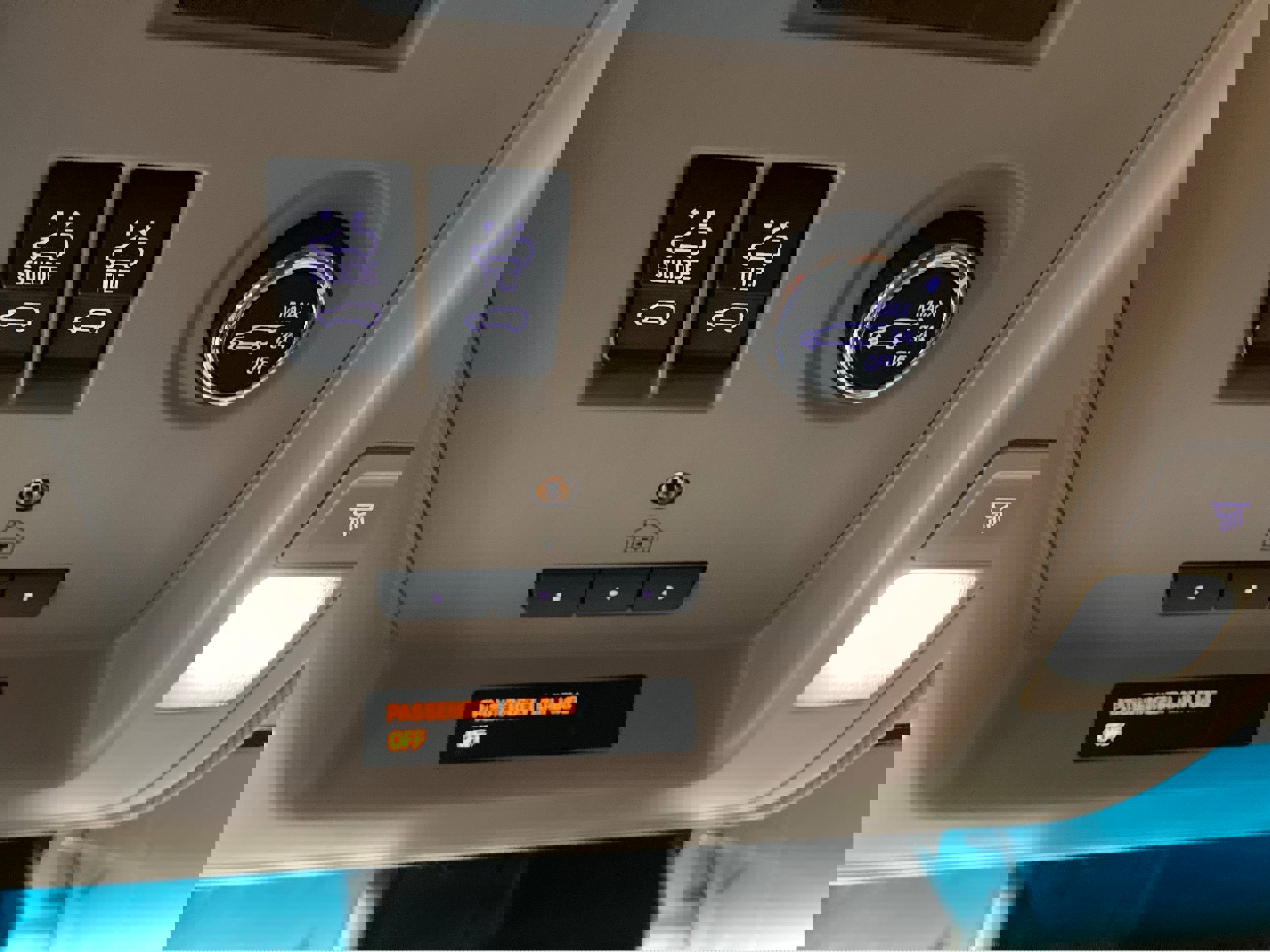 Used 2017 Chevrolet Tahoe LT image 34