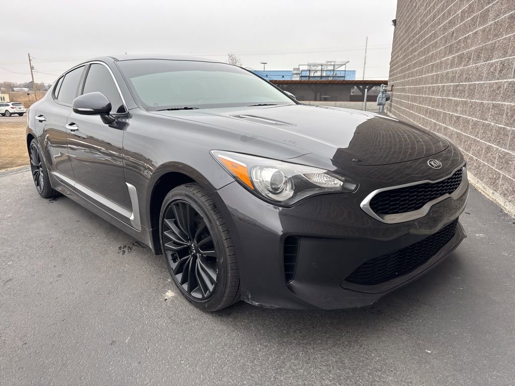 Used 2019 Kia Stinger image 3