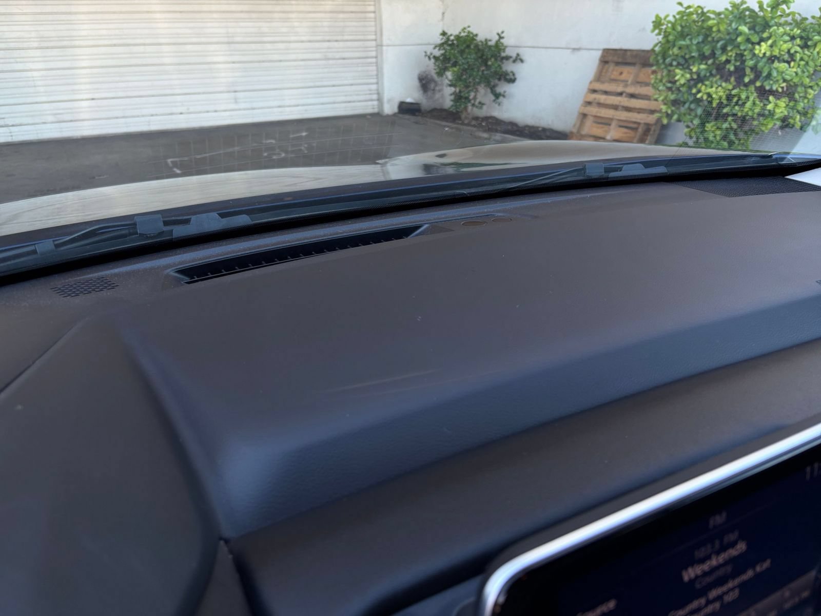Used 2025 Nissan Rogue SV FWD image 16