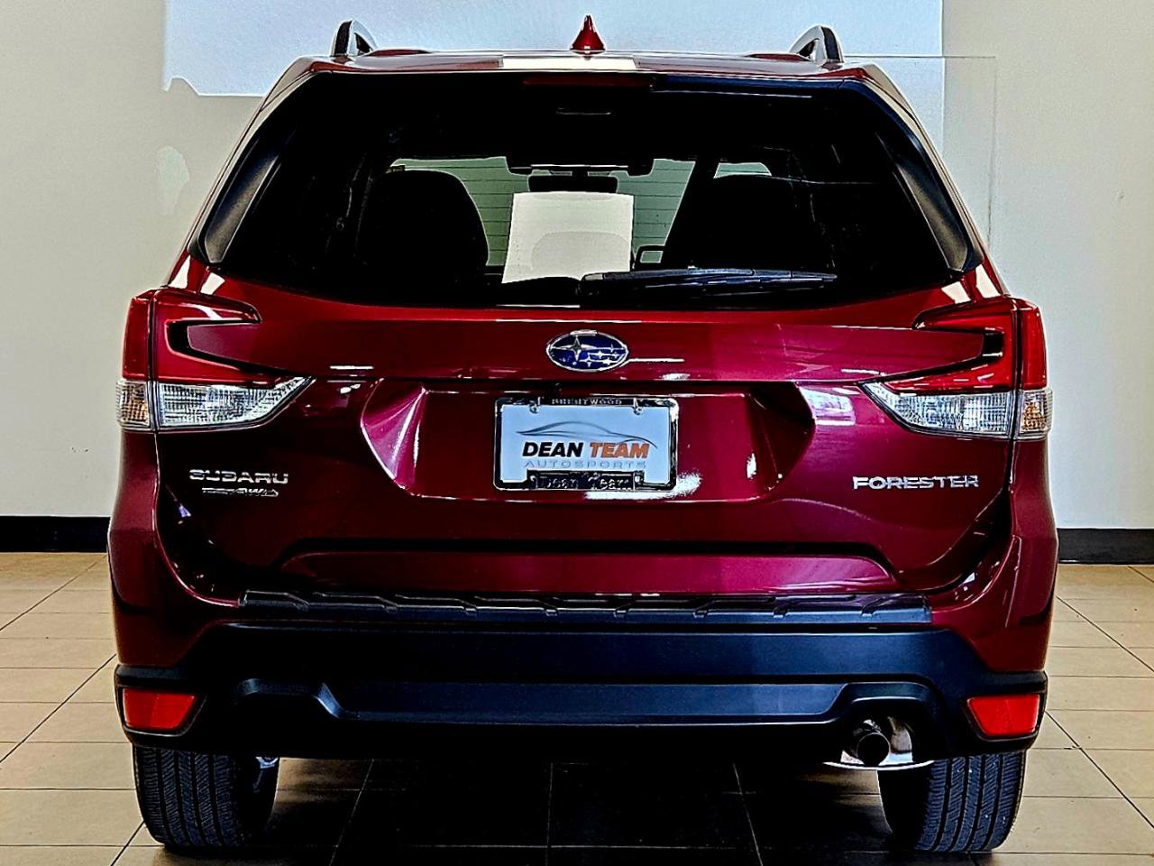 Used 2019 Subaru Forester Premium w/ All-Weather Package image 5