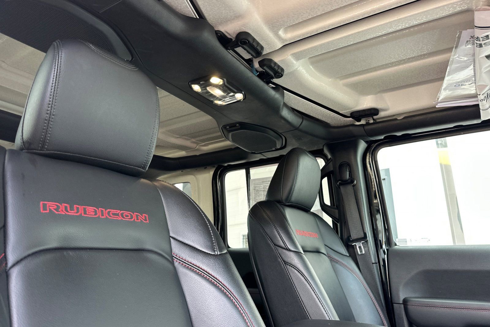 Used 2021 Jeep Wrangler Unlimited Rubicon AWD/4WD image 18