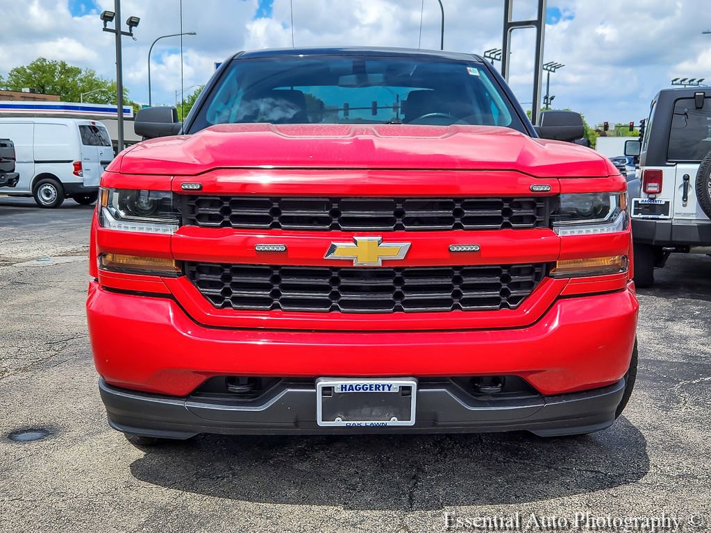 Used 2018 Chevrolet Silverado 1500 Custom w/ Trailering Package AWD/4WD image 4