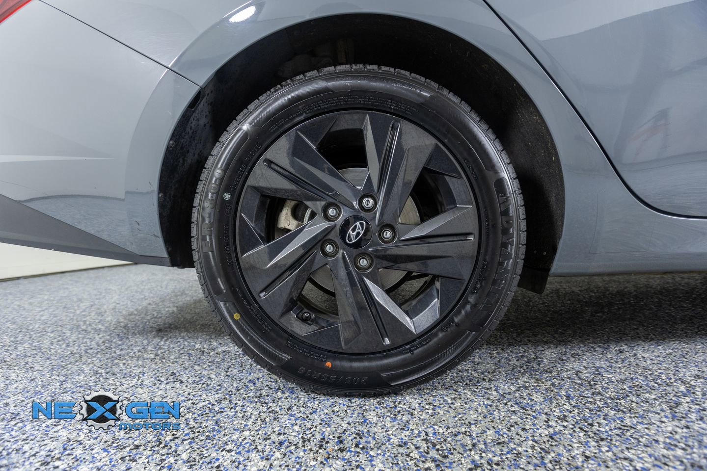 Used 2021 Hyundai Elantra SEL FWD image 42
