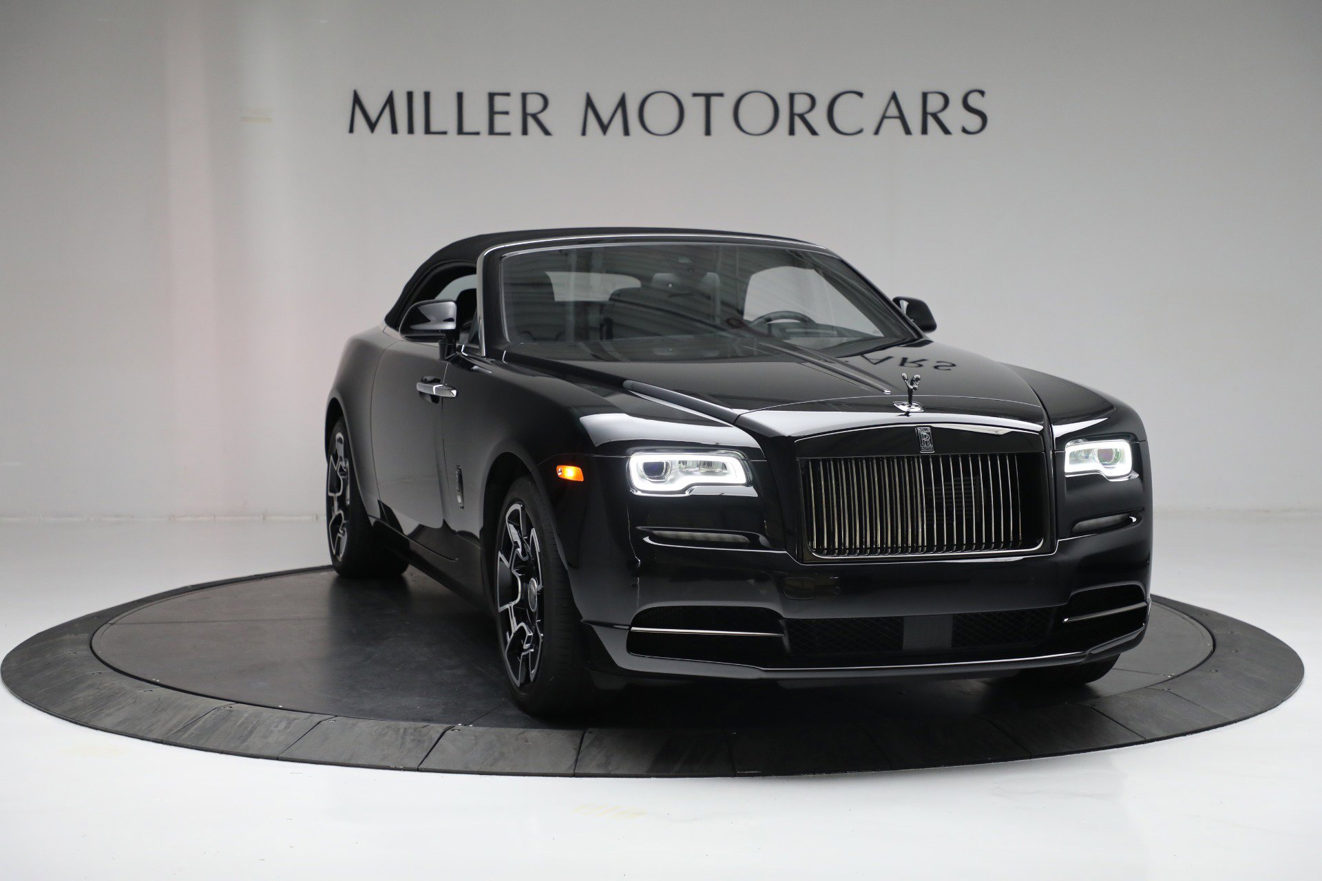 Certified 2018 Rolls-Royce Dawn image 42
