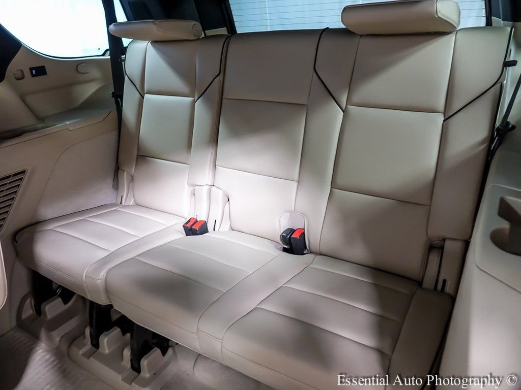 Used 2022 Cadillac Escalade Premium Luxury w/ Performance Package image 12