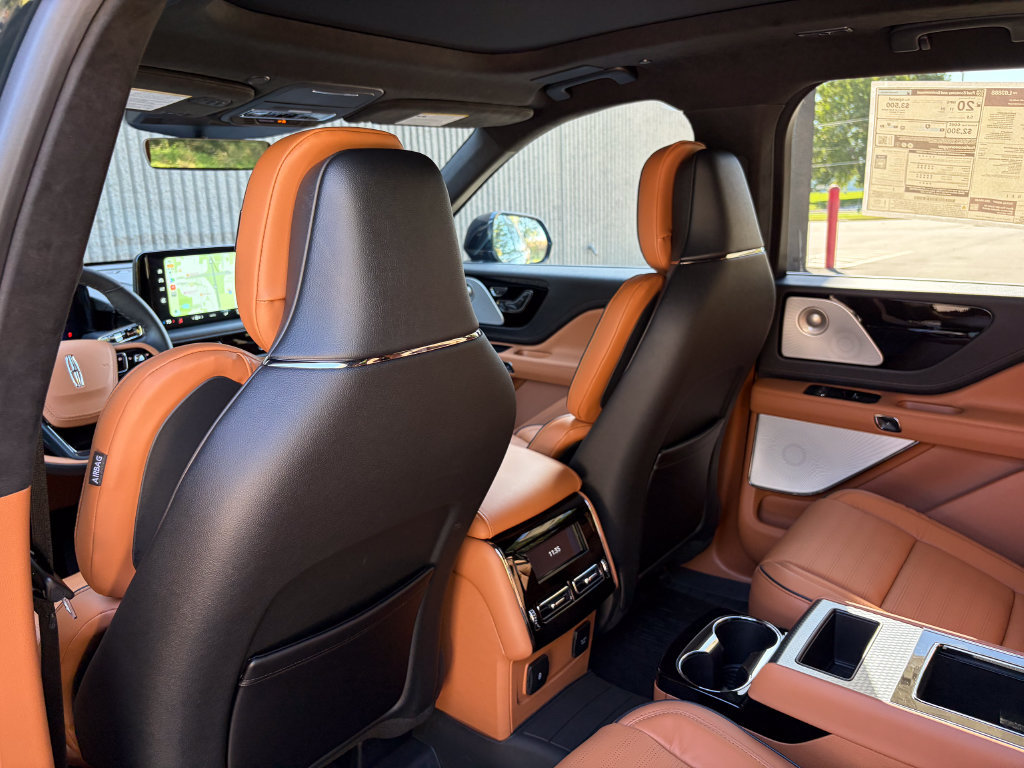New 2027 Lincoln Aviator Black Label AWD/4WD image 20