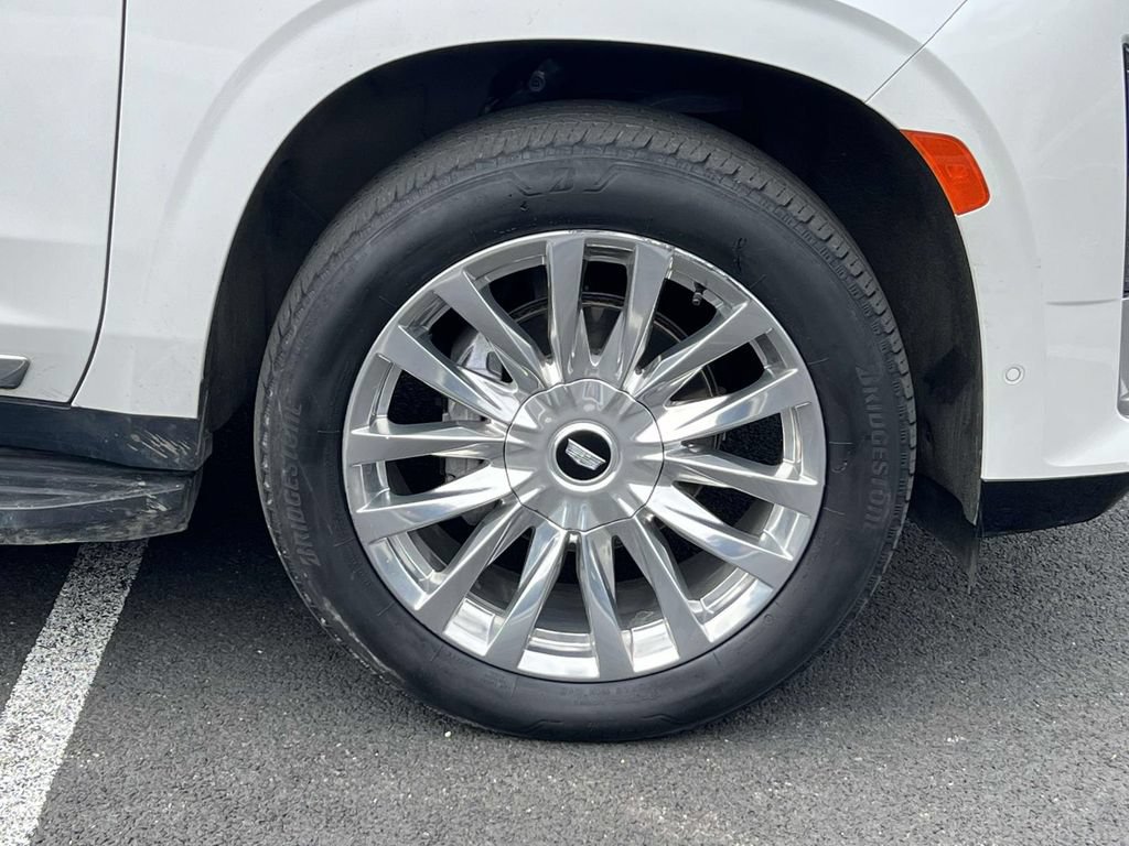 Used 2023 Cadillac Escalade ESV Premium Luxury AWD/4WD image 7