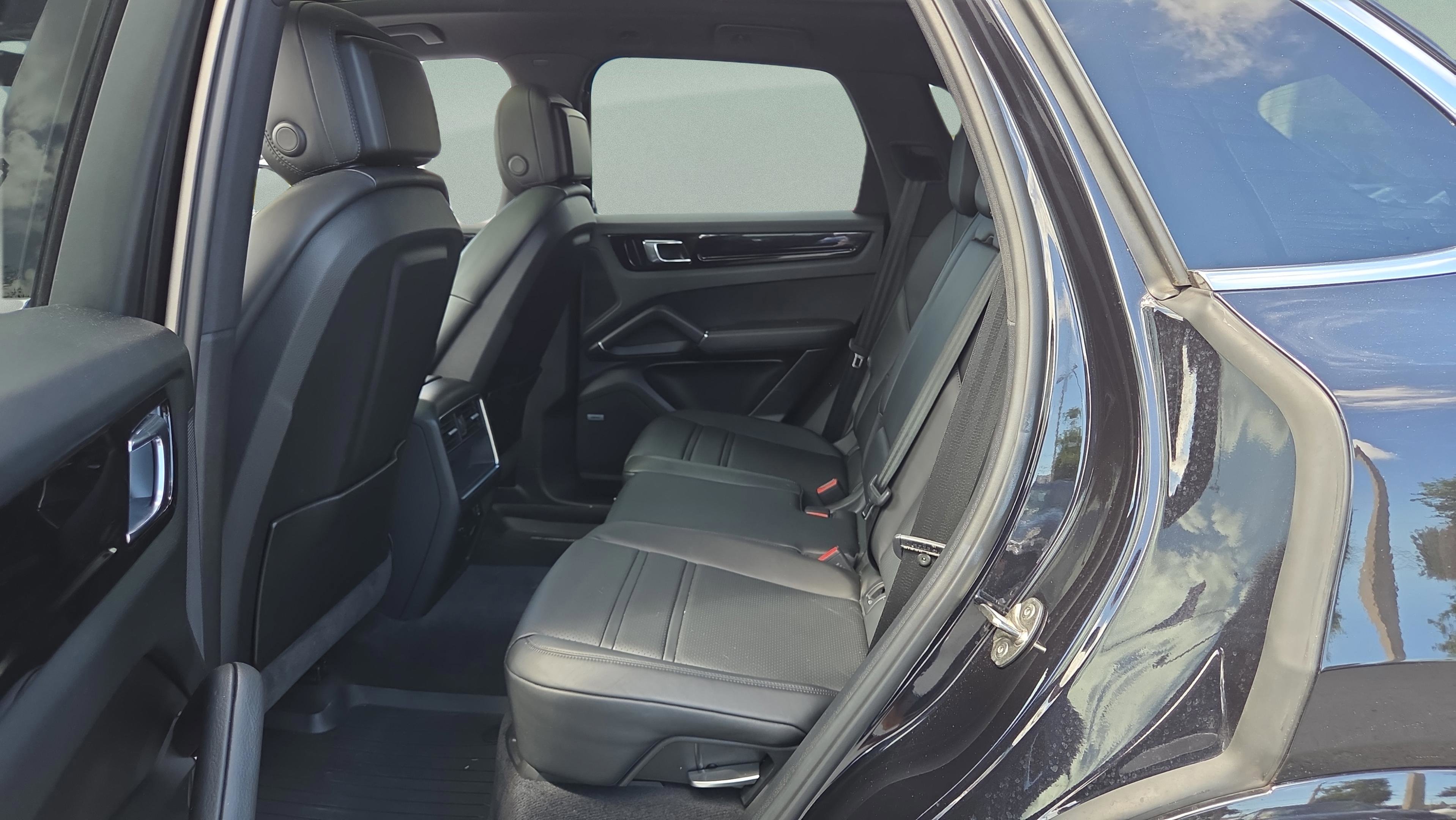 Used 2019 Porsche Cayenne image 11