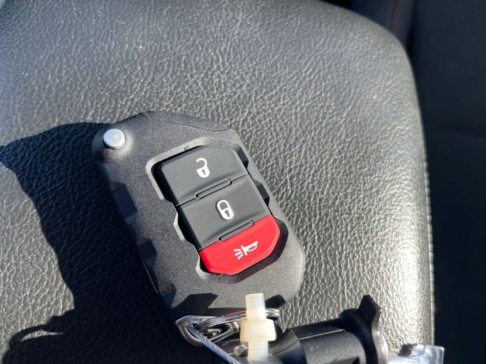 Used 2025 Jeep Wrangler Unlimited Sport AWD/4WD image 20