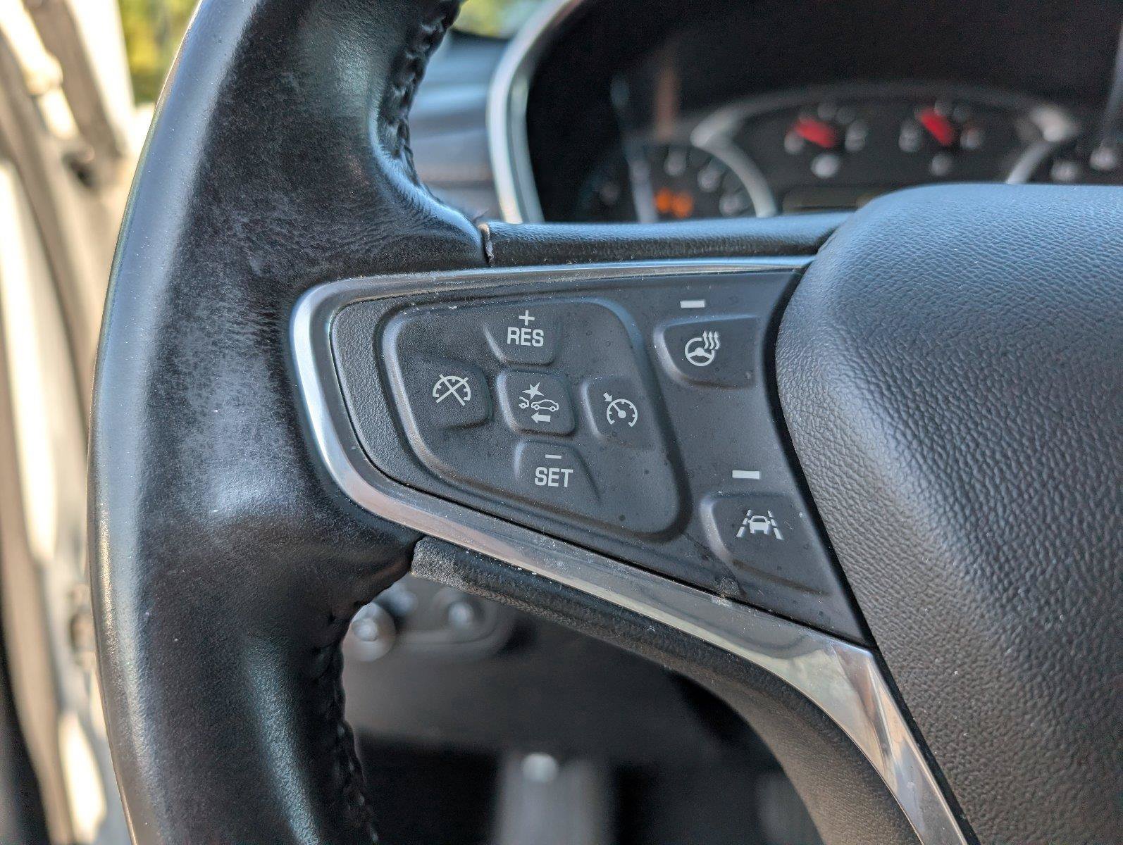 Used 2018 Chevrolet Equinox Premier AWD/4WD image 27