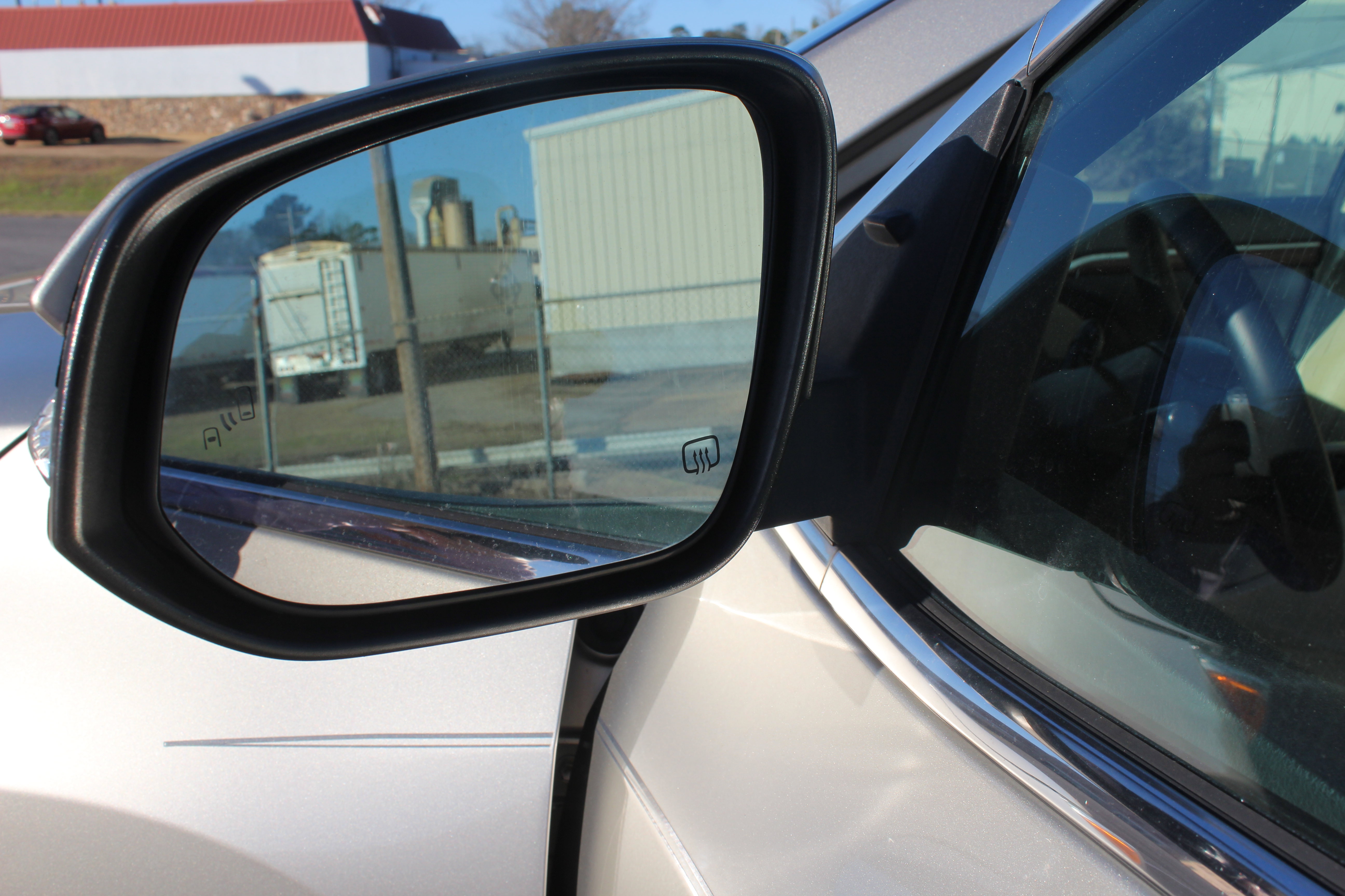 Used 2016 Toyota Highlander Limited image 4