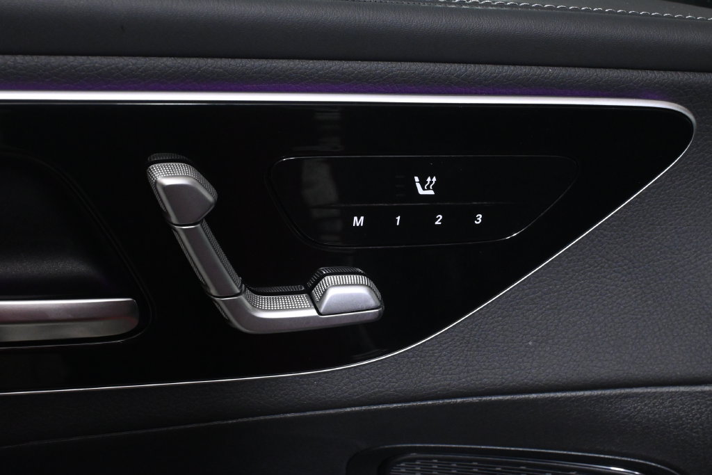 Certified 2026 Mercedes-Benz GLC 300 4MATIC image 26
