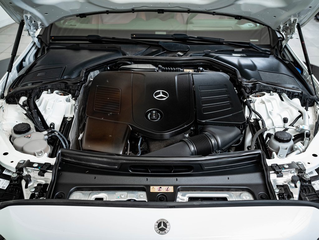 Used 2022 Mercedes-Benz C 300 4MATIC Sedan image 49