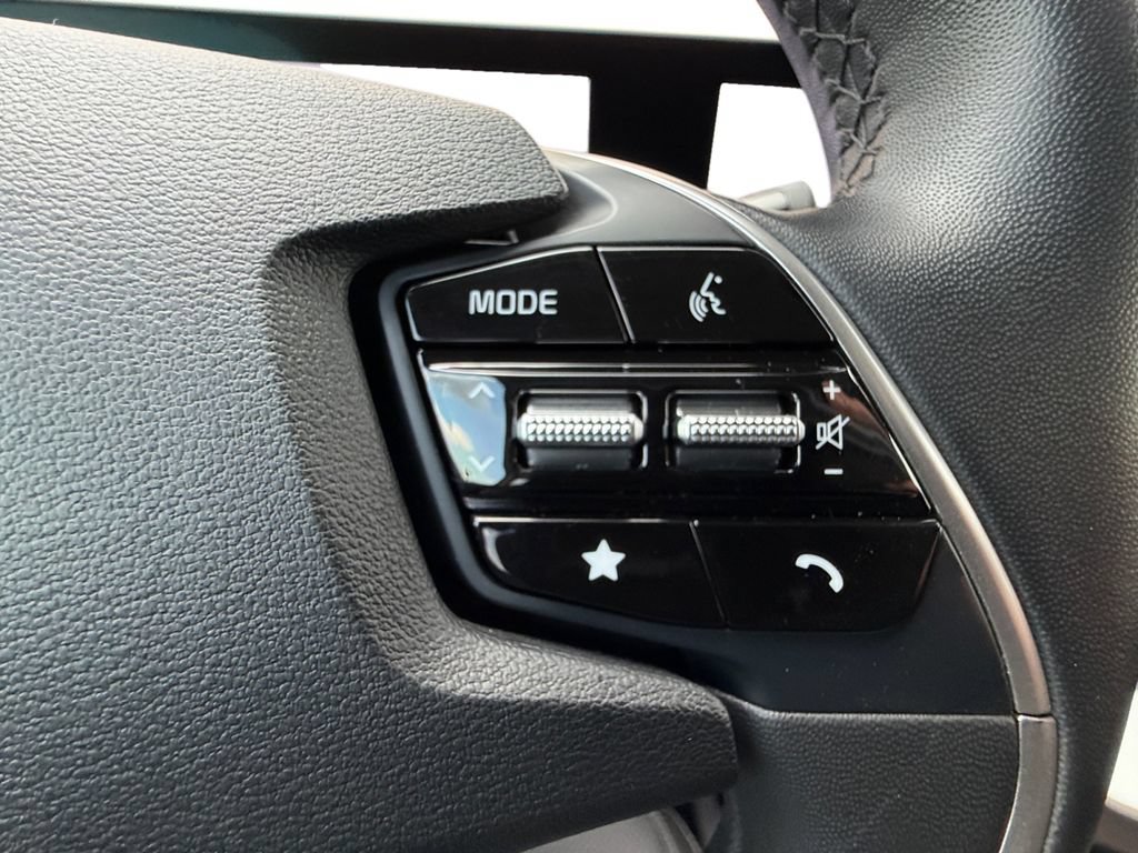 Used 2023 Kia EV6 Wind RWD image 24