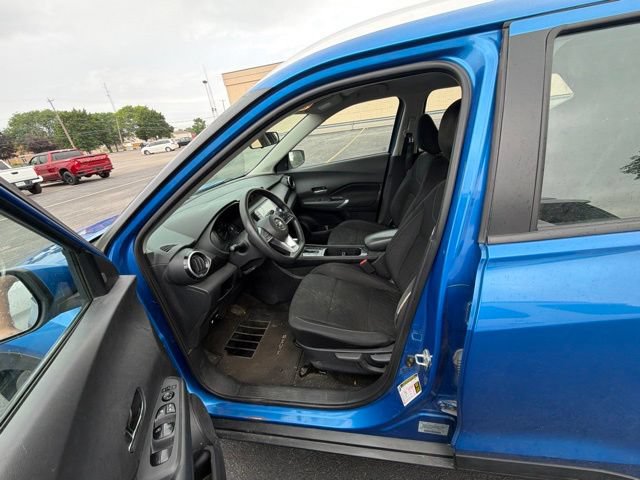 Used 2021 Nissan Kicks SV FWD image 14