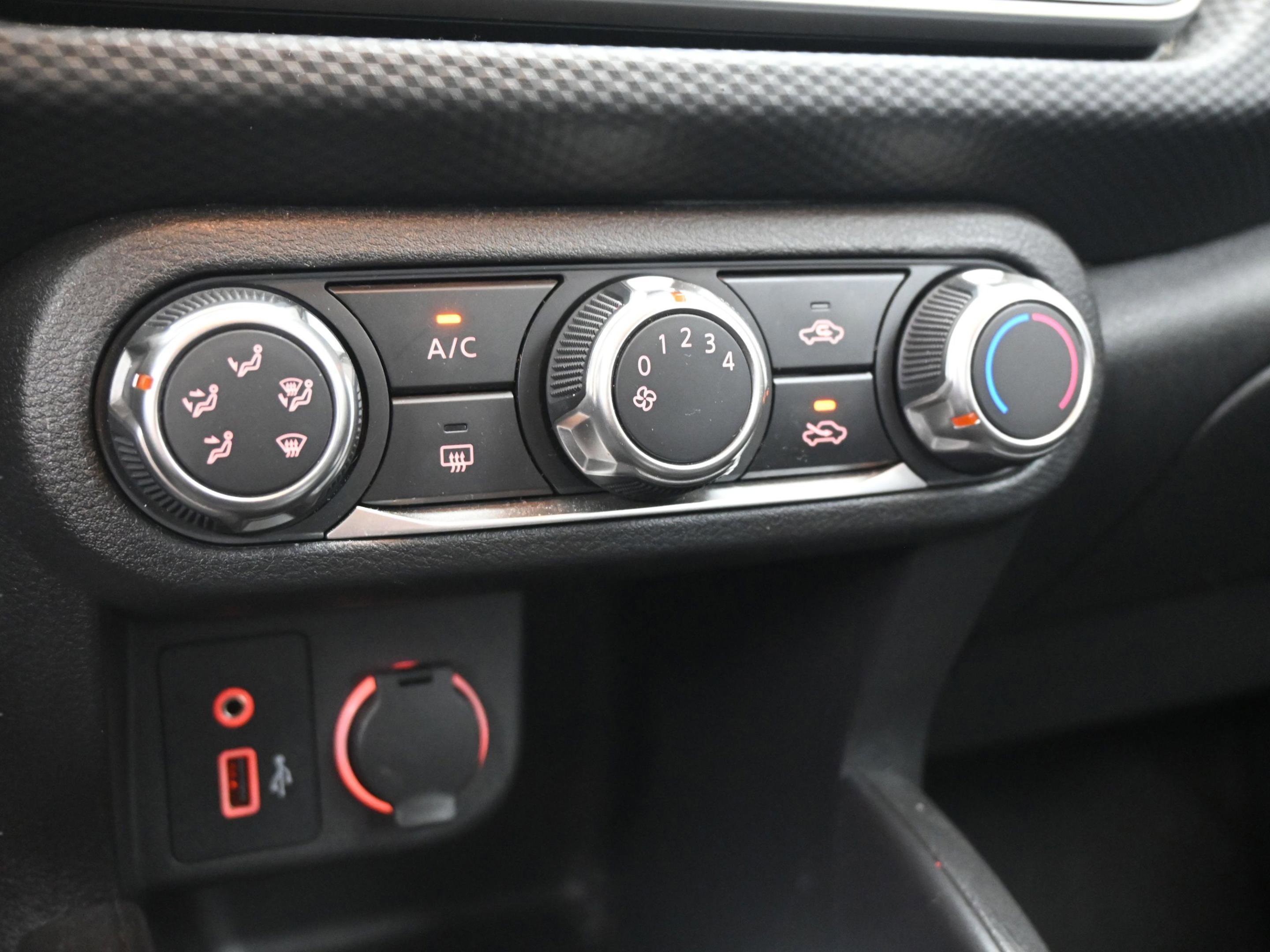 Used 2022 Nissan Kicks S image 30