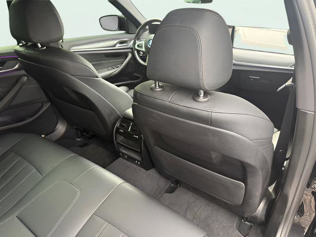 Used 2023 BMW 530e w/ M Sport Package RWD image 22