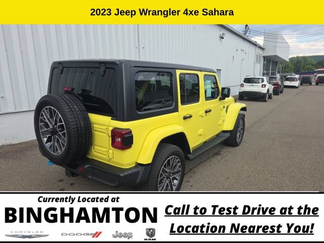 Used 2023 Jeep Wrangler Unlimited Sahara AWD/4WD image 4