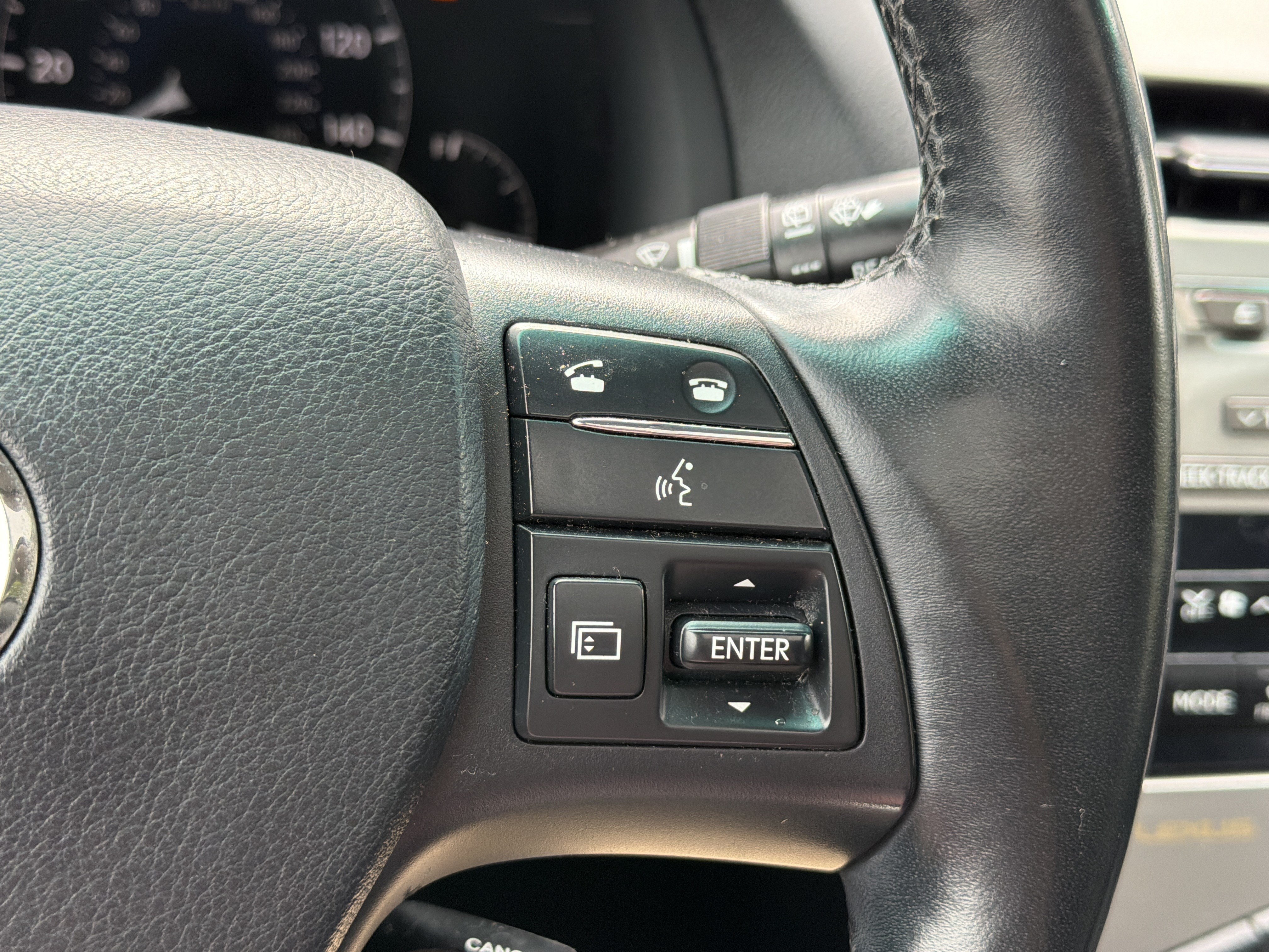 Used 2010 Lexus RX 350 AWD image 16