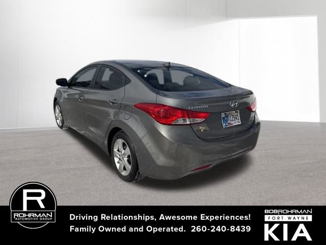 Used 2013 Hyundai Elantra GLS w/ Preferred Pkg image 3