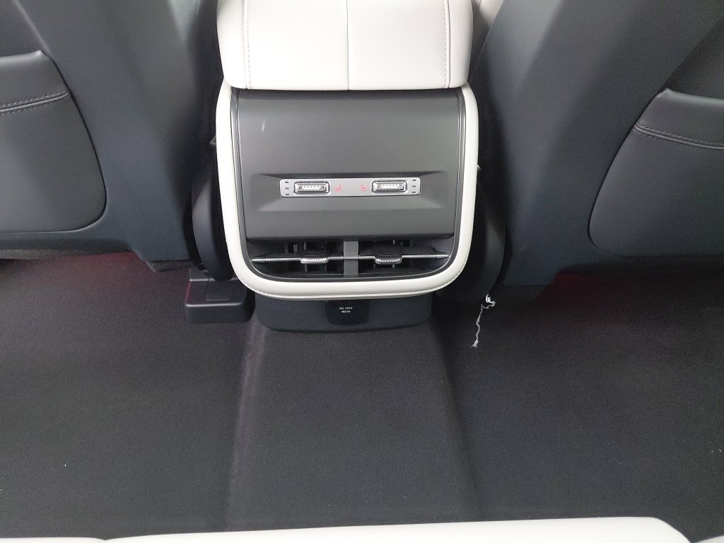 New 2026 Lincoln Nautilus Premier w/ Equipment Group 102A AWD/4WD image 27