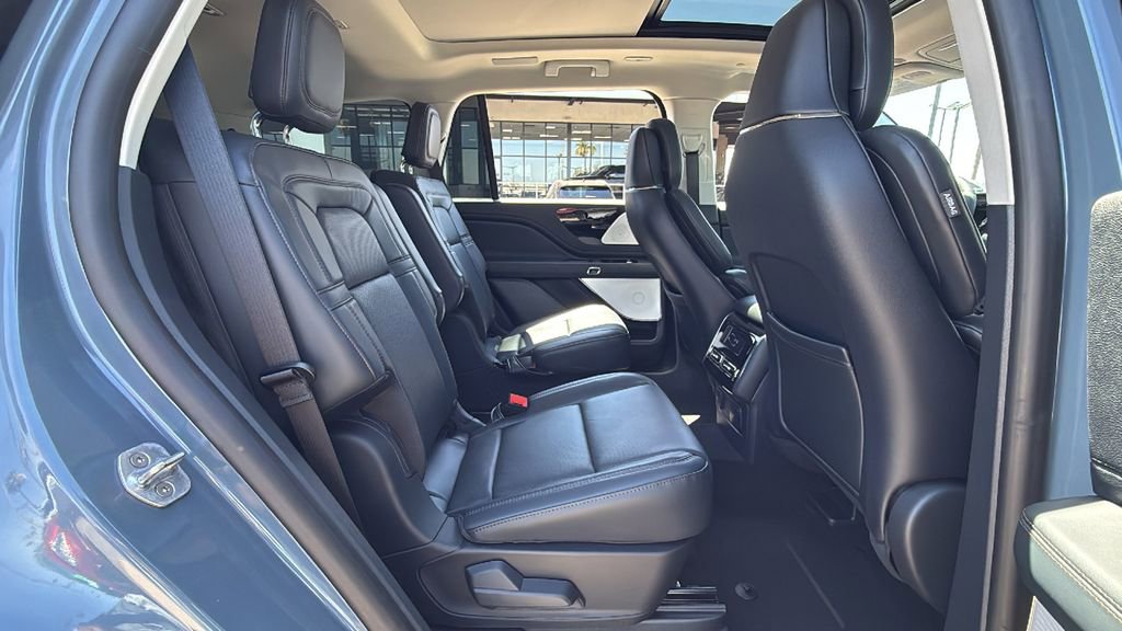 New 2026 Lincoln Aviator Reserve w/ Luxury Package AWD/4WD image 22