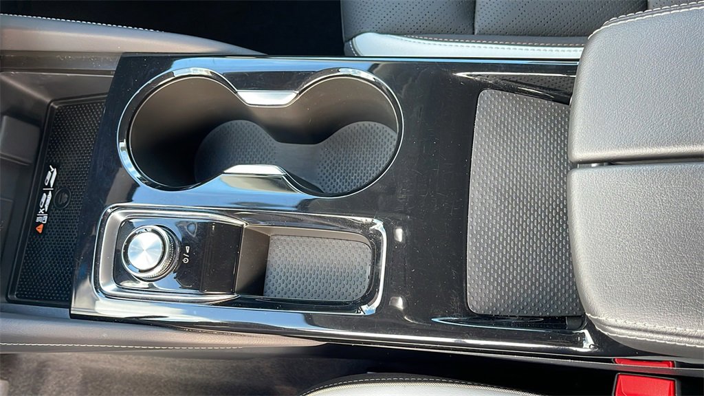 Used 2025 Buick Envision Sport Touring image 20