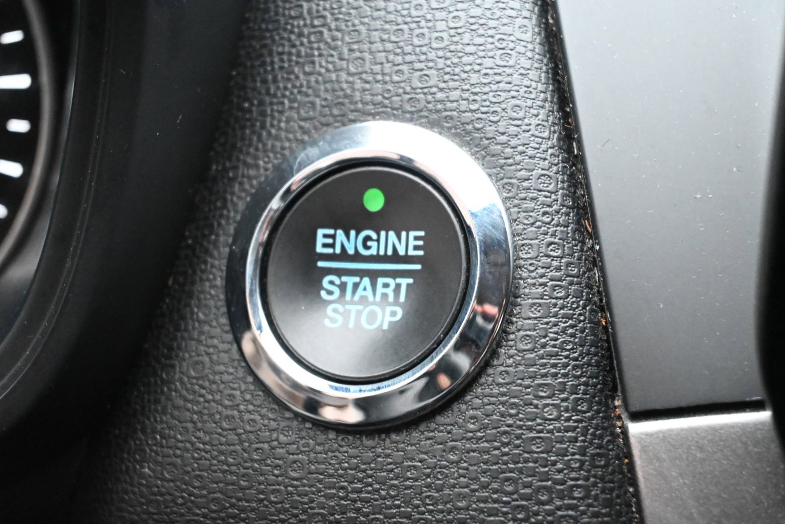 Used 2019 Ford EcoSport SE image 16