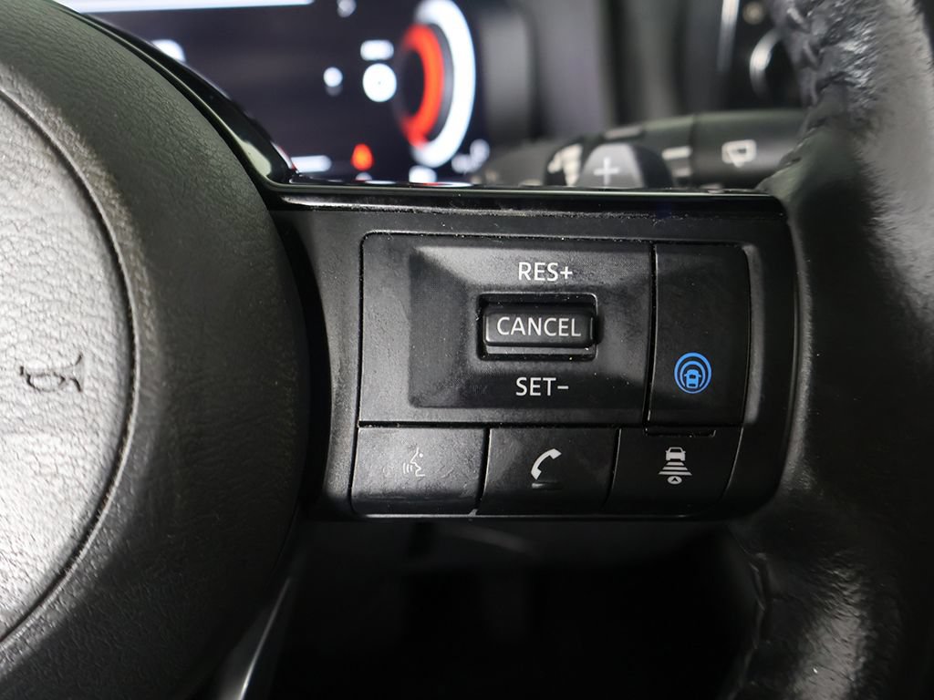Used 2023 Nissan Rogue Platinum AWD/4WD image 47